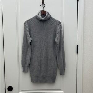 H&M Soft Gray Turtleneck Sweater